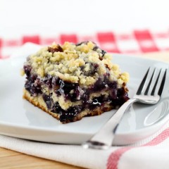 Lucky Leaf Blueberry Coffee Cake